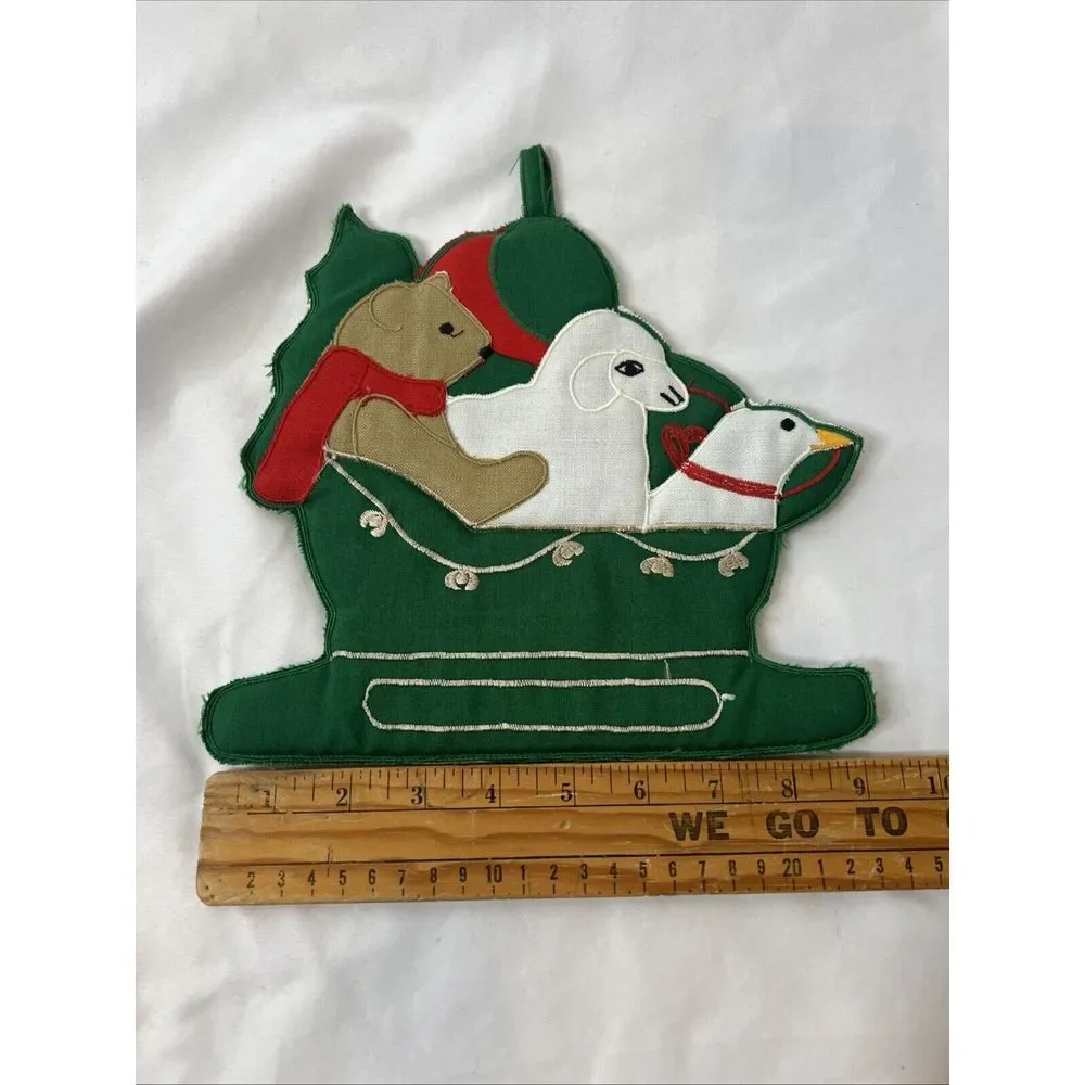 Vintage Christmas Kitchen Hot Pad Bear Sheep Swan Duck Green Sleigh‎